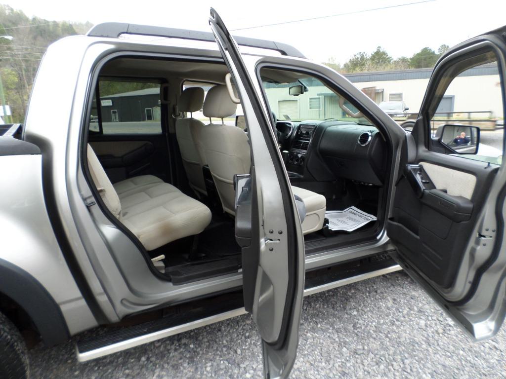 2008 Ford Explorer Sport Trac XLT - Photo 7