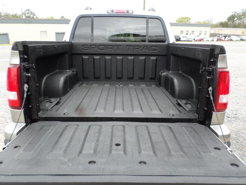 2008 Ford Explorer Sport Trac XLT - Photo 10