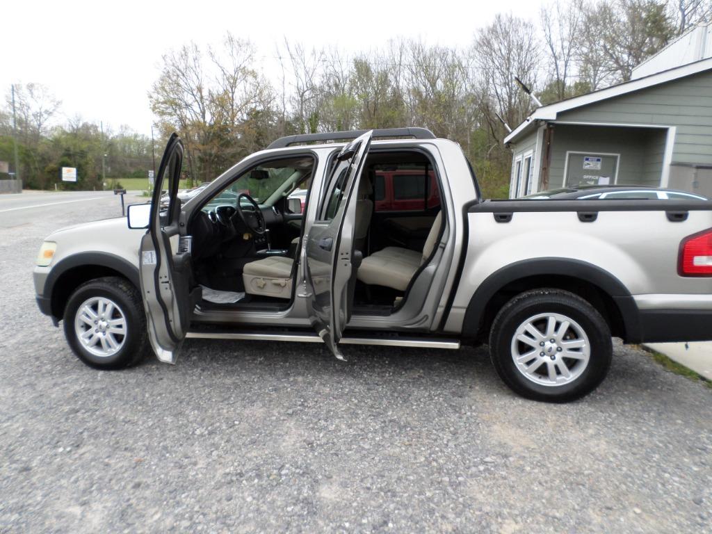 2008 Ford Explorer Sport Trac XLT - Photo 6