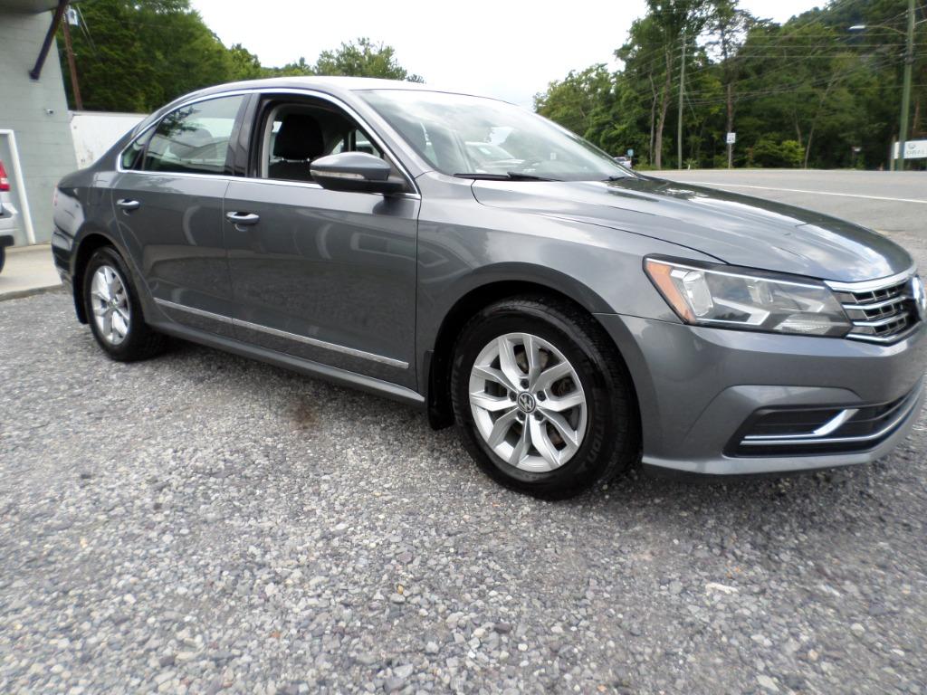 2017 Volkswagen Passat S - Photo 6